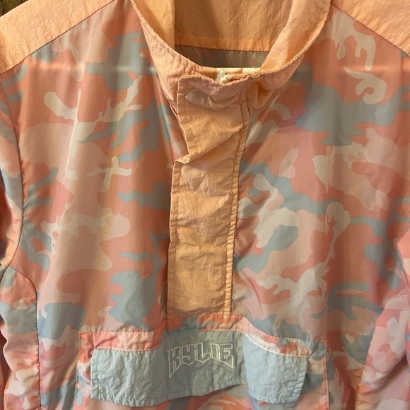 Kylie Jenner The Kylie Shop Candy Pink Camo Anorak Windbreaker Jacket Medium - Picture 2 of 10